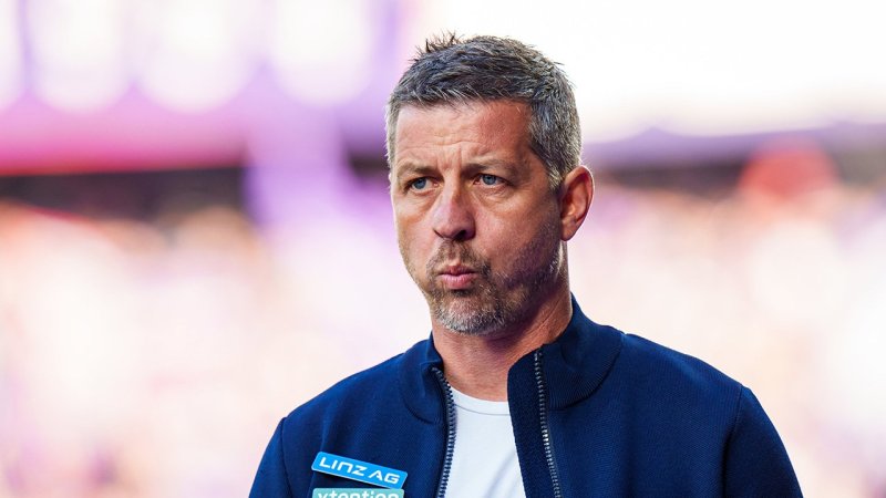 Official! GAK unveils new head coach