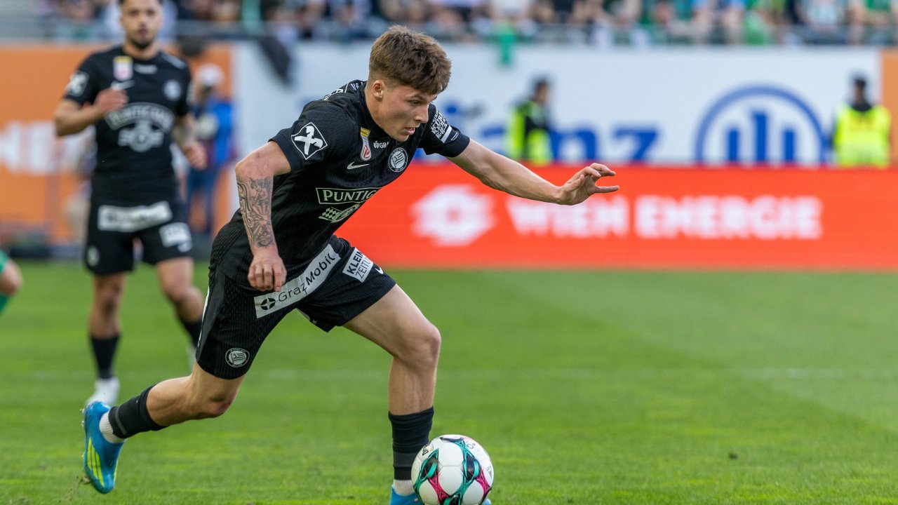 Thigh! Sturm attacking player injured again