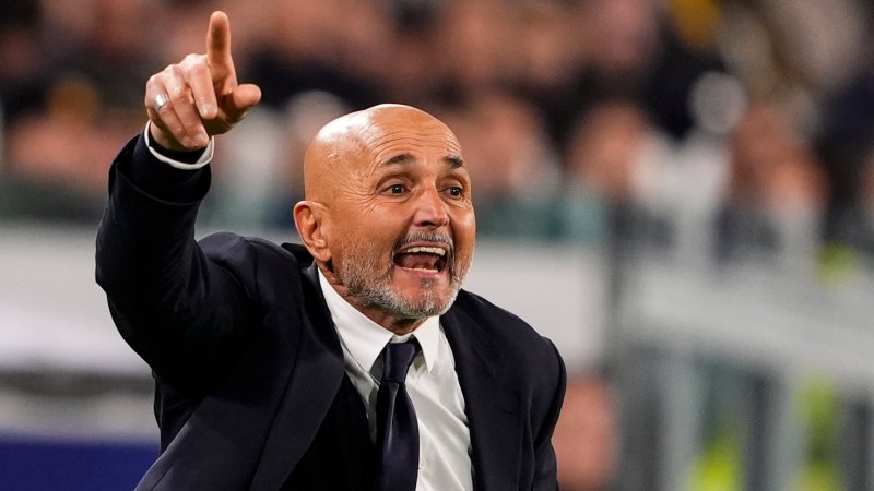 Juventus Coach Compares DFB Striker to His Horse