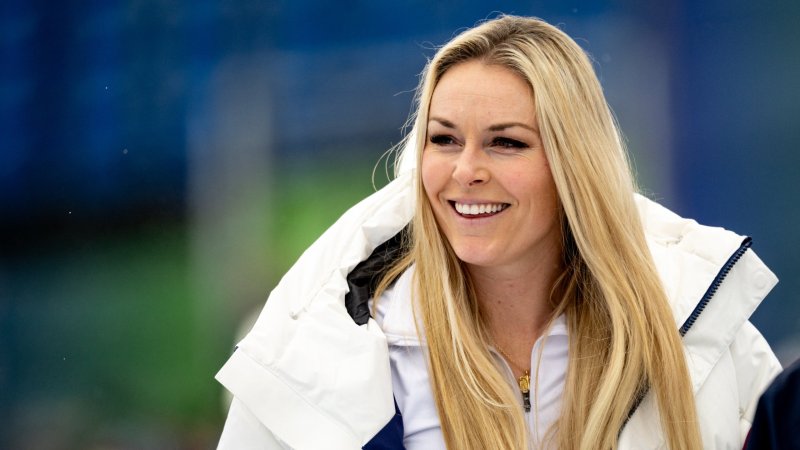 Ski star Vonn to go under the knife again