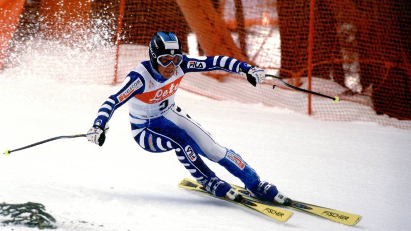 Ex-Skier Runggaldier Seriously Injured in Accident