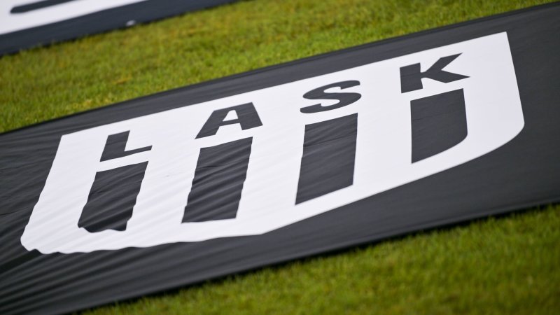 LASK tests Mexican talent