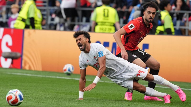 Video: Iran's winning goal disallowed in stoppage time