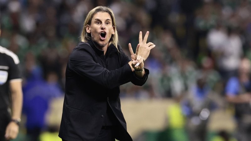 World Cup Exit with Consequences! Head Coach Beccacece Leaves Ecuador