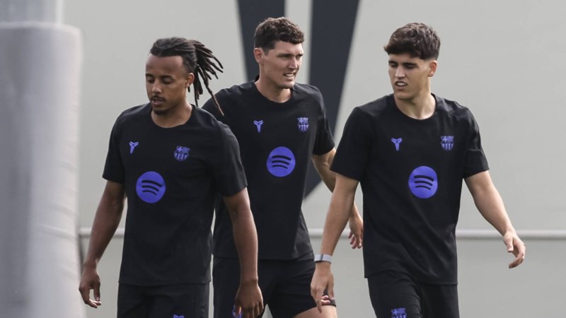 Barça extends contract with center-back