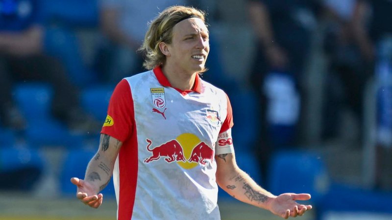 Ex-captain talks about tough time in Salzburg