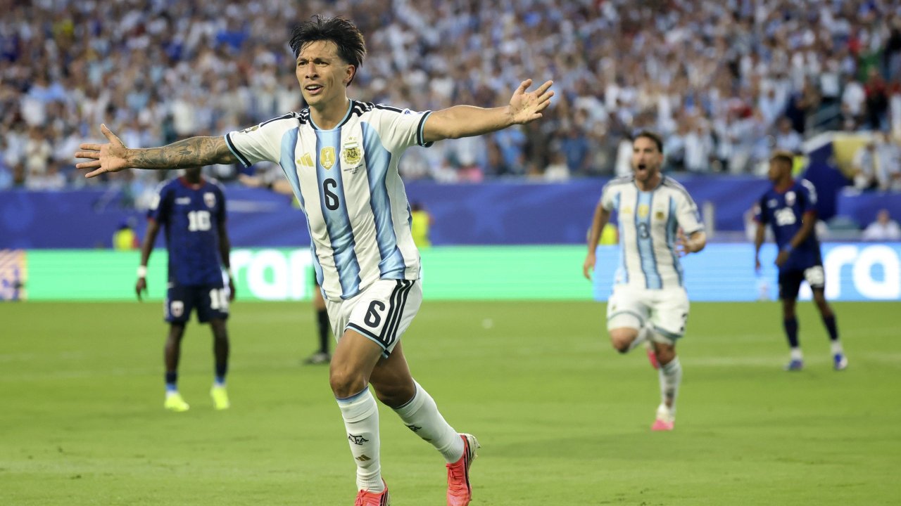 Argentine World Cup hero: "I thought about ending my career"
