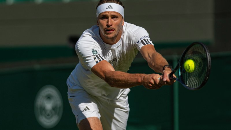 Wimbledon LIVE - Zverev vs Giron in the 3rd Round
