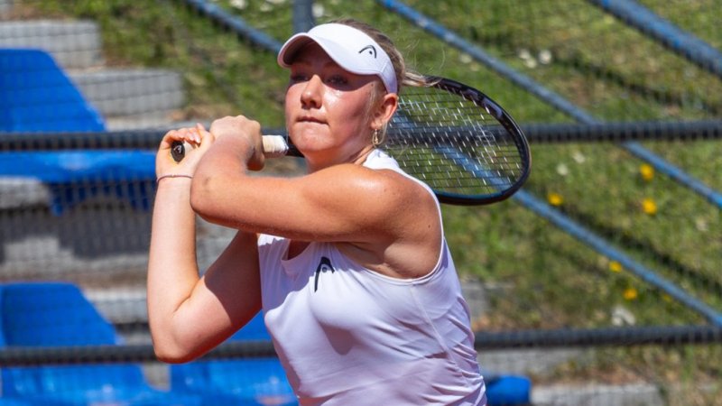 Wimbledon today: Top talent Anna Pircher makes her debut