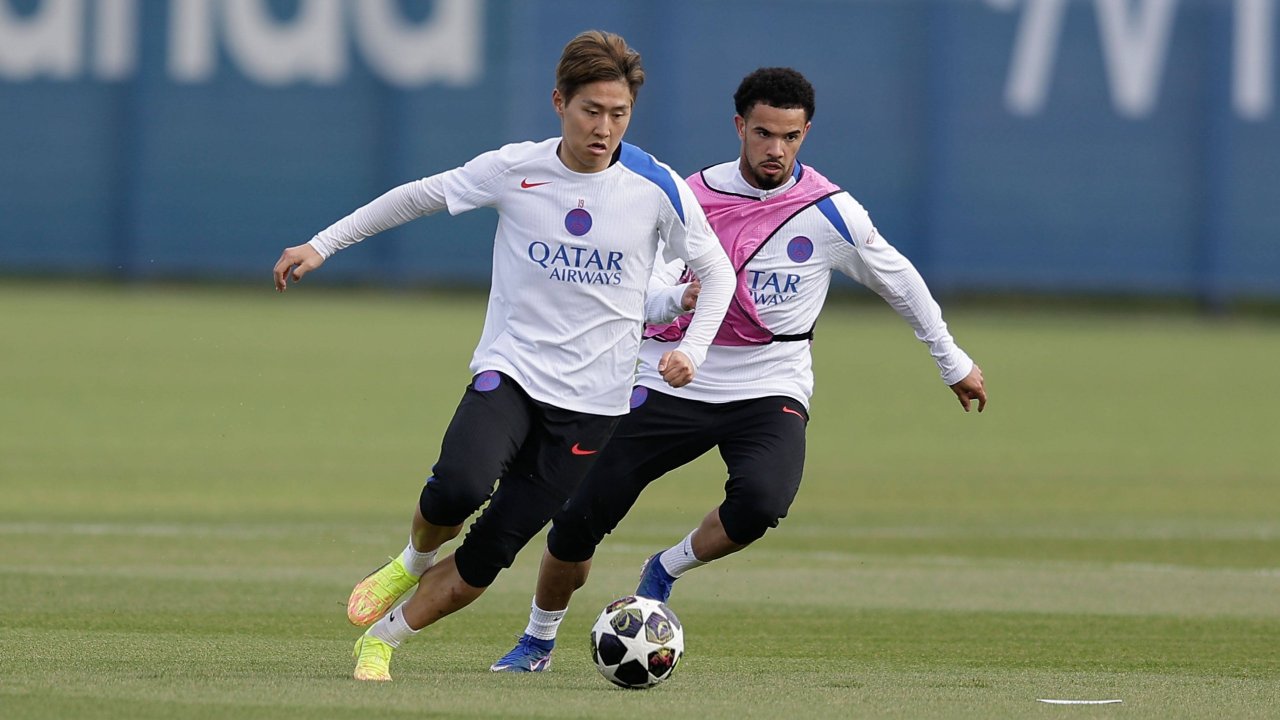 Report: Atletico snatches offensive player from PSG