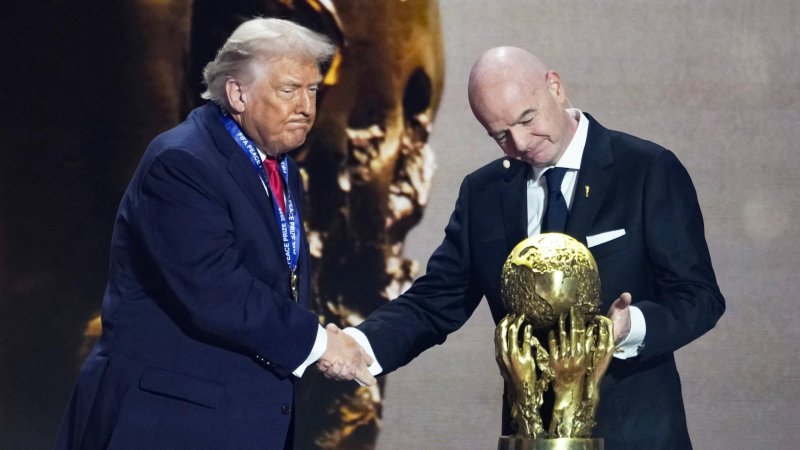 "Independent" - Infantino addresses Trump calls