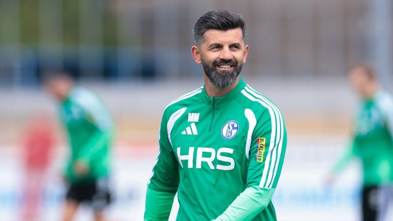 Is Miron Muslic signing a former German international?