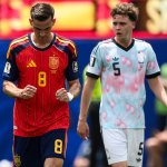 VIDEO: Spain capitalize on goalkeeping blunder