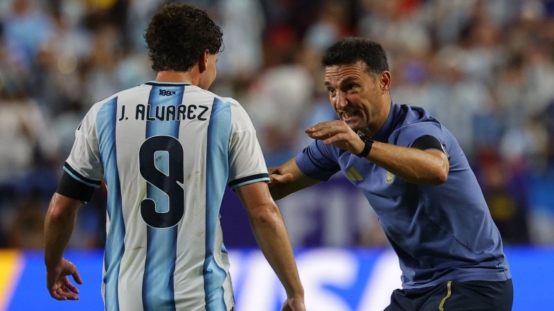 Argentina's Scaloni after Semifinal Qualification: "We Suffered"