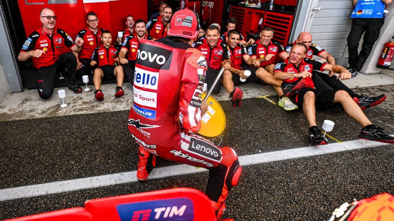Viking Row! Norwegian Fan Ritual Sweeps into MotoGP