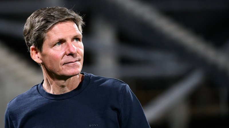 Few talks with others: Glasner wanted to stay in England