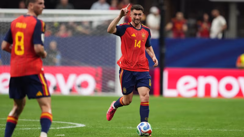 12. Aymeric Laporte (ESP) - 39 Points