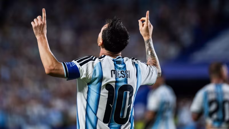 1. Lionel Messi (ARG) - 179 Points