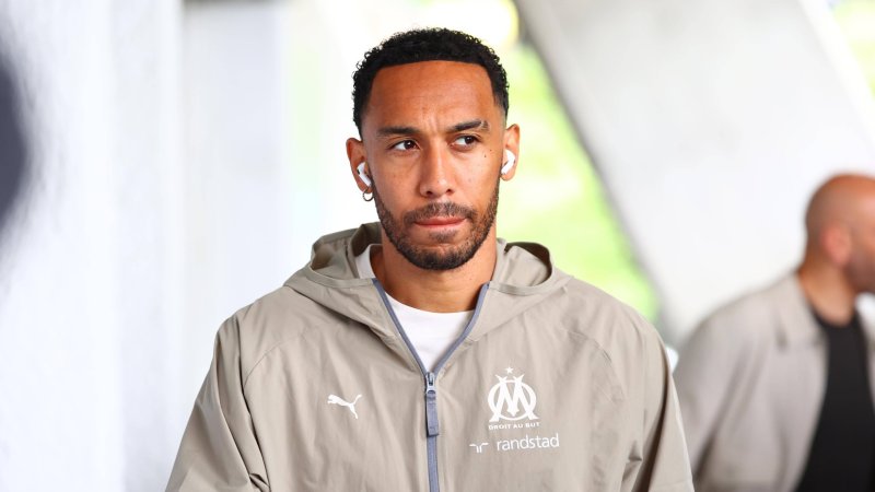 Aubameyang moves to Spain