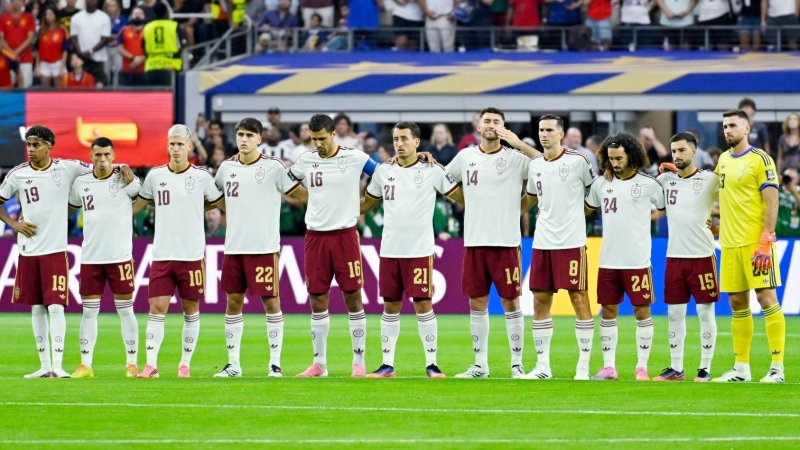 World Cup Final! Spain and Argentina Lineups