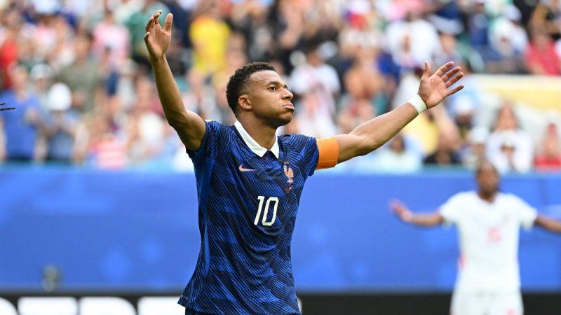 Stunning Repeat! Mbappé Secures Golden Boot