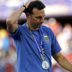 Scaloni Weeps: "Today We Must Be Great in Defeat"