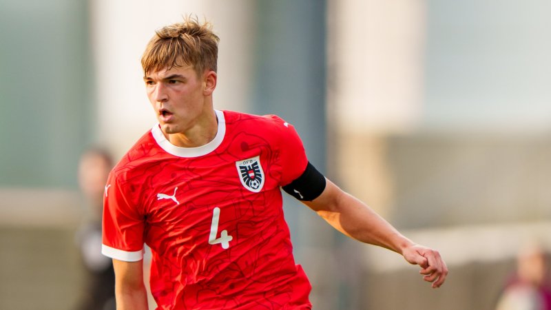 Dream Debut! Austrian Talent Fires Genoa to Friendly Win