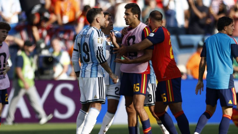 "You talk too much" - Otamendi hits out at Spaniards