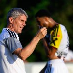 Rapid dedicates stadium sector to Didi Kühbauer
