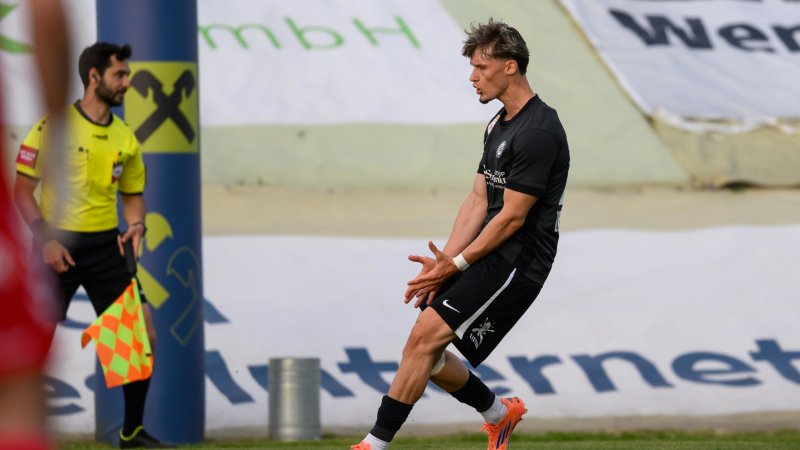 Ujpest Signs Sturm Player, Who Becomes Austrian Abroad