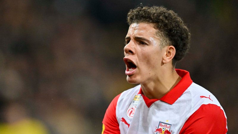Salzburg loans Bischoff to Champions League hopeful