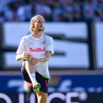 Salzburg lets two dropped players train again