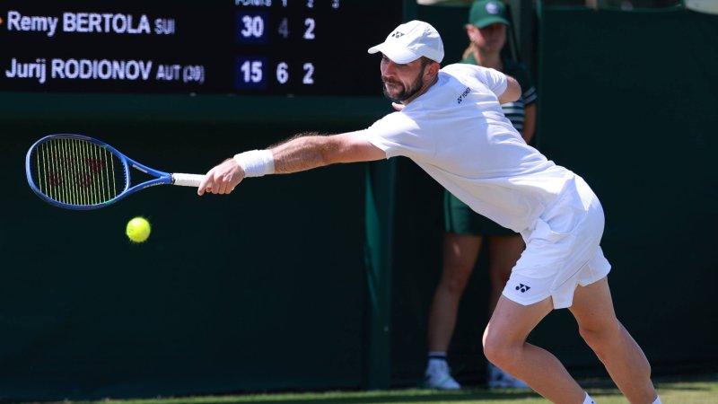 Favorite's win for Rodionov in Bonn Round of 16