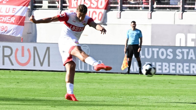 Austrian Pro Olivier Scores for Stuttgart Professionals!