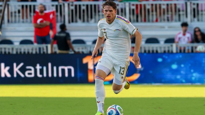 Transfer Update: Sturm brings Fiorentina reinforcement on board