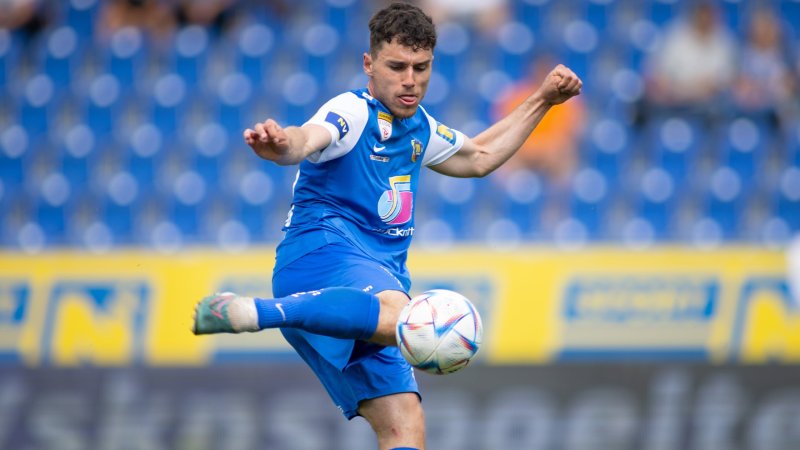St. Pölten signs striker Hartwig back