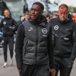 Chelsea sign 42-cap England international