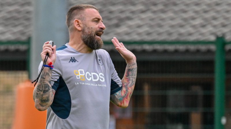 De Rossi praises Austrian youngster: "We will give him a chance"
