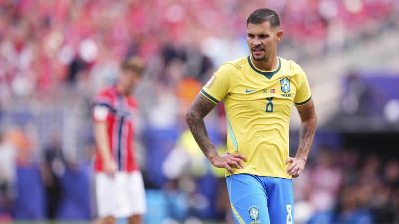 Brazil's World Cup Scapegoat Moves for €87.5 Million Fee