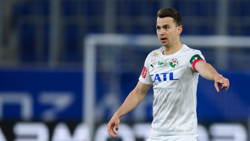 Several Rejections: Valentino Müller Unstressed Amid Club Search