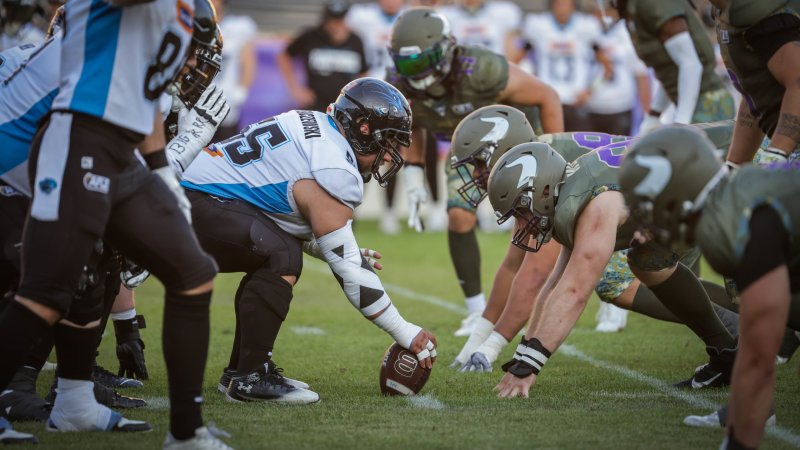 "Thrilling Showdown": Vikings Battle for Europe's Football Crown