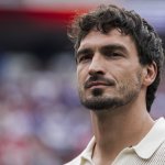 Former World Champion Slams Infantino