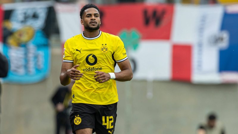 Dortmund gem set to become Polster's teammate