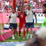 In Bayern Friendly: Laimer has to be helped off the pitch