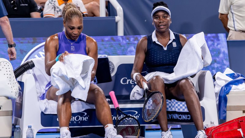 Cincinnati: Williams Sisters narrowly miss out in doubles comeback