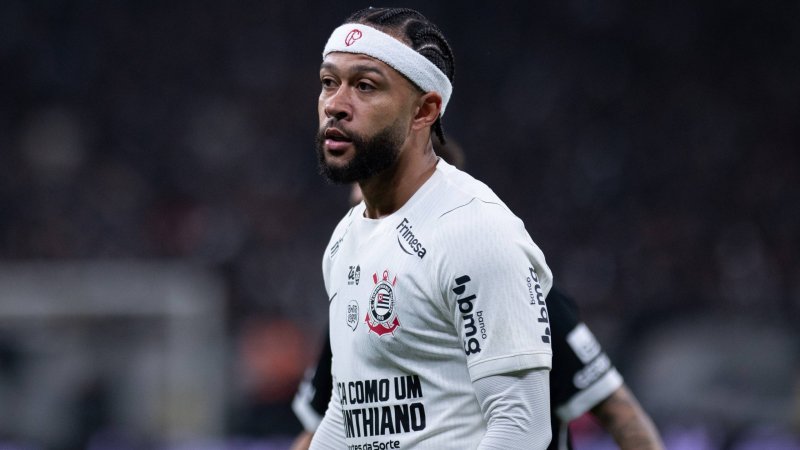 U-turn! Memphis Depay Remains in Brazil After All