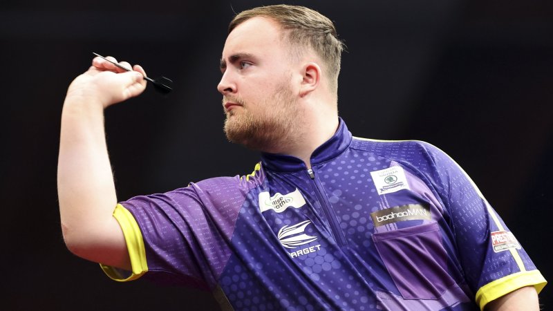 Aims to win all Majors: Littler celebrates Pro-Tour comeback!