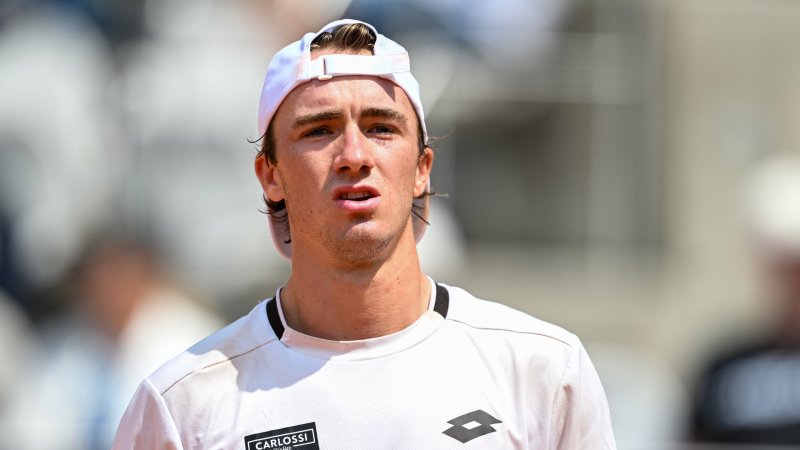 Neumayer Fails Again in Grand Slam Qualifying