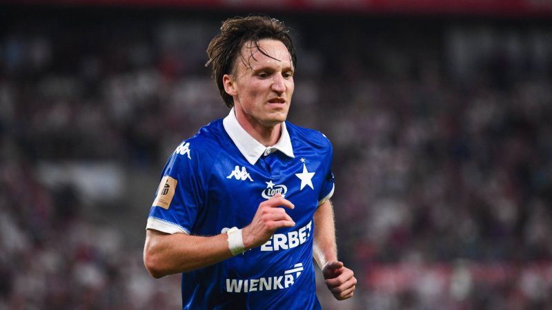Ertlthaler Delivers Important Assist in Krakow Derby