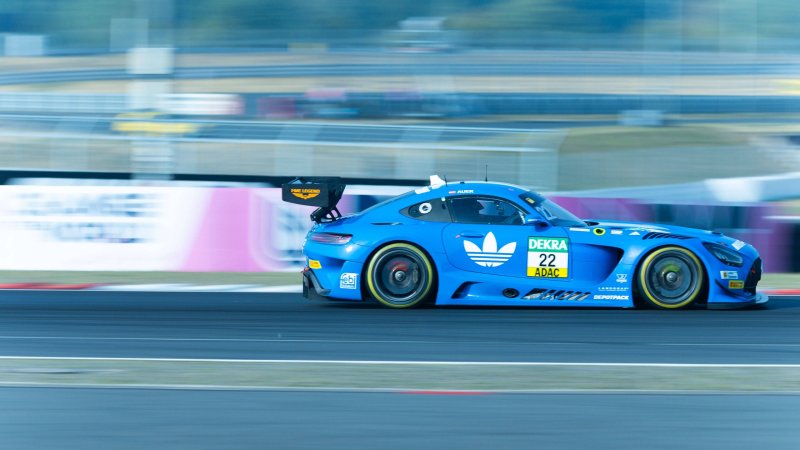 Auer and Teammates Secure GT-Endurance Cup Title